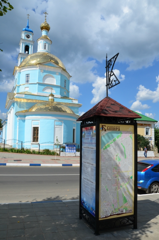 Ein Infopunkt mit OSM Karte in Kashira (Russland)